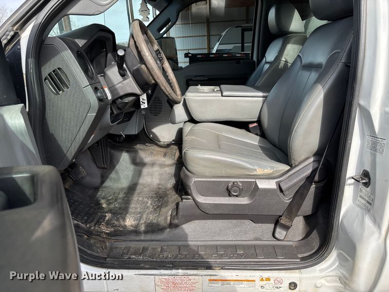 image for item FI1651 2012 Ford F550 XL Super Duty bucket truck