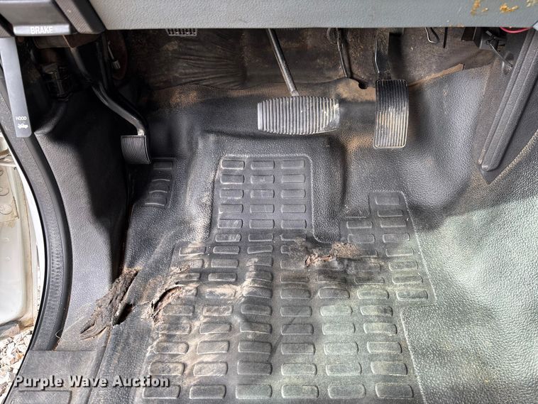 image for item FI1651 2012 Ford F550 XL Super Duty bucket truck