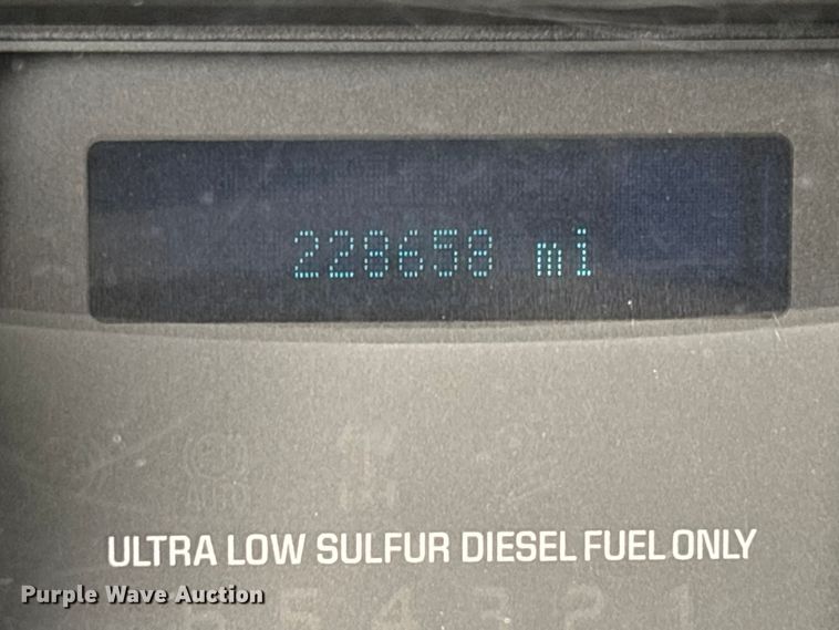 image for item FI1651 2012 Ford F550 XL Super Duty bucket truck