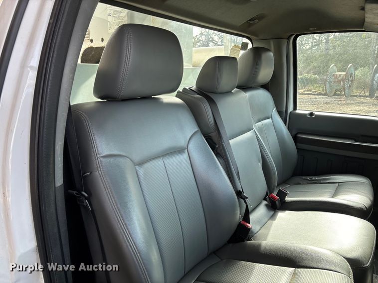 image for item FI1651 2012 Ford F550 XL Super Duty bucket truck