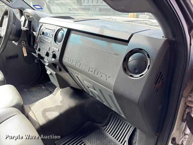 image for item FI1651 2012 Ford F550 XL Super Duty bucket truck