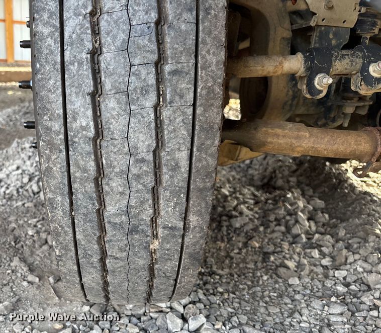 image for item FI1651 2012 Ford F550 XL Super Duty bucket truck