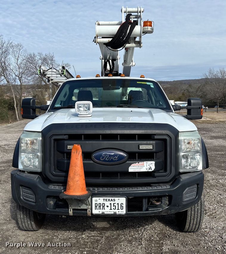 image for item FI1652 2012 Ford F450 XL Super Duty bucket truck