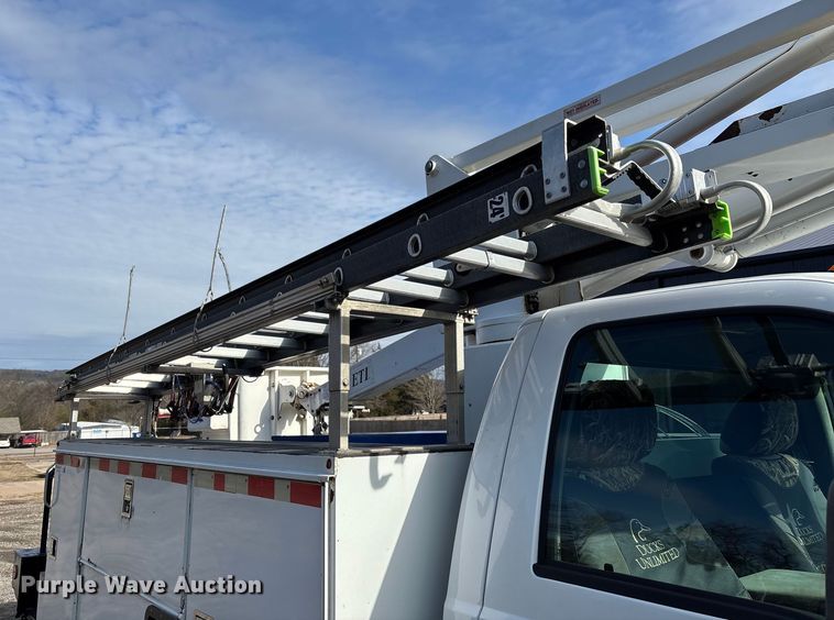 image for item FI1652 2012 Ford F450 XL Super Duty bucket truck