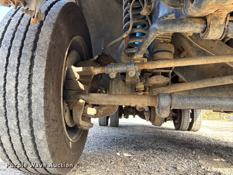 image for item FI1652 2012 Ford F450 XL Super Duty bucket truck