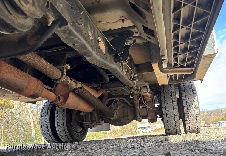 image for item FI1652 2012 Ford F450 XL Super Duty bucket truck