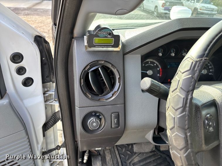 image for item FI1652 2012 Ford F450 XL Super Duty bucket truck