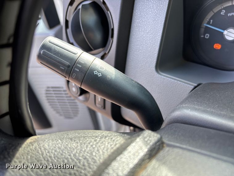 image for item FI1652 2012 Ford F450 XL Super Duty bucket truck