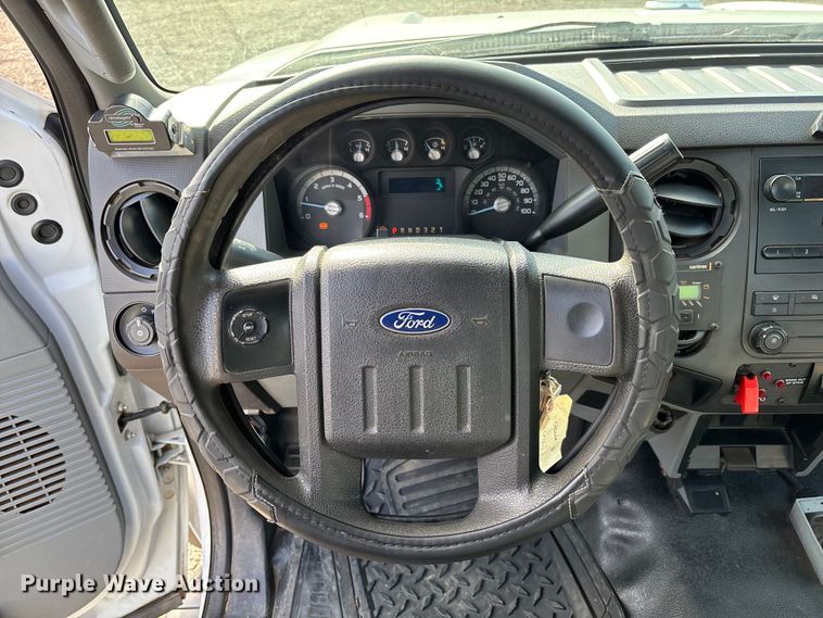 image for item FI1652 2012 Ford F450 XL Super Duty bucket truck