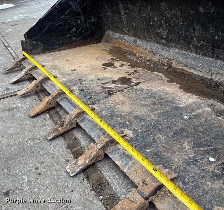 image for item FI1655 2015 Bobcat T630 tracked skid steer loader