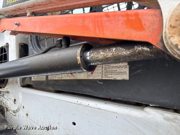 image for item FI1655 2015 Bobcat T630 tracked skid steer loader