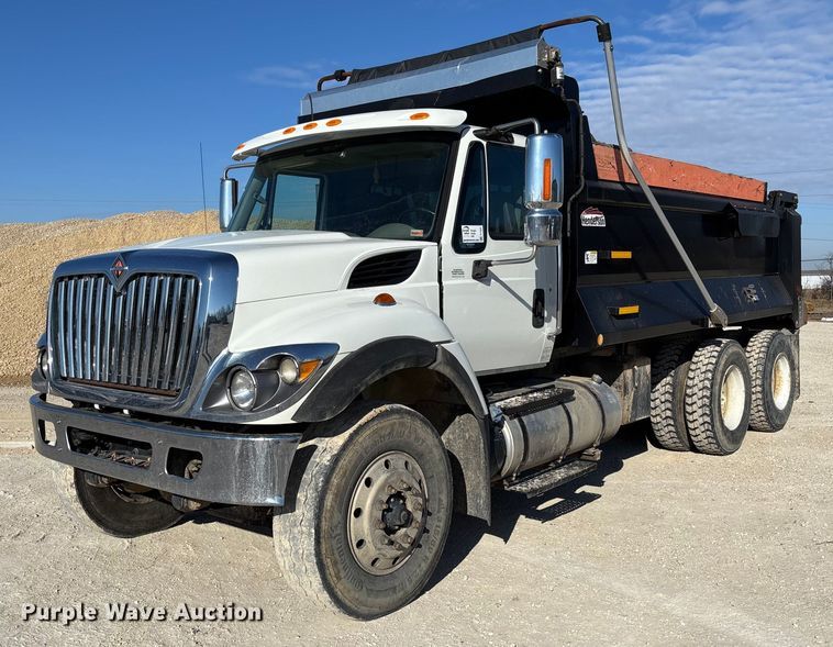 image for item FI1657 2015 International 7500 dump truck