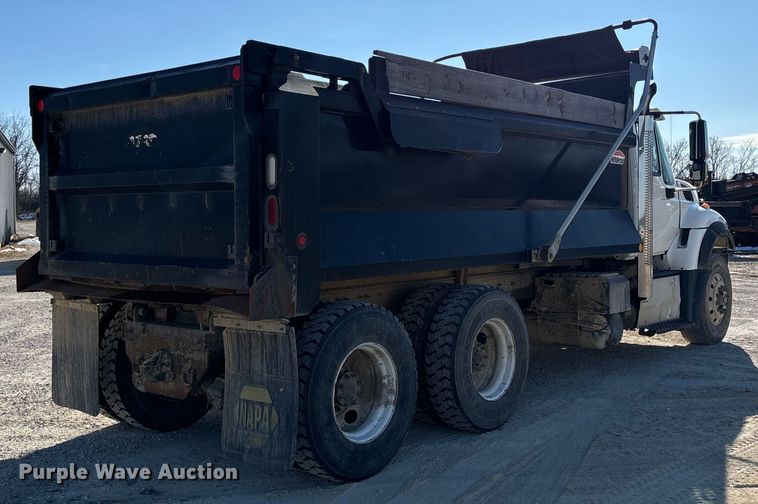 image for item FI1657 2015 International 7500 dump truck