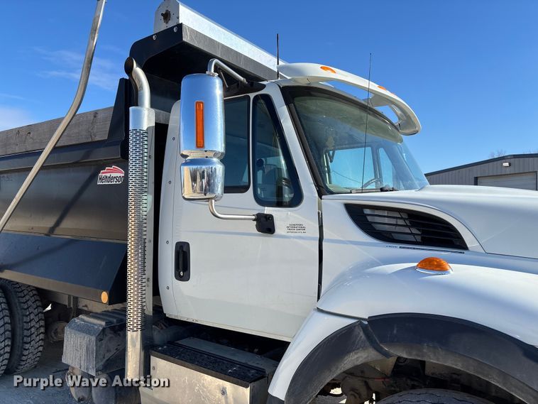 image for item FI1657 2015 International 7500 dump truck