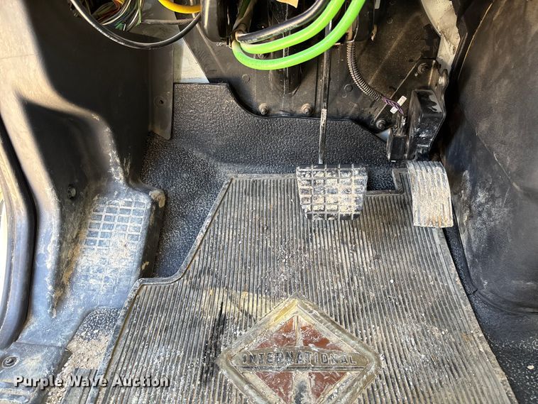 image for item FI1657 2015 International 7500 dump truck