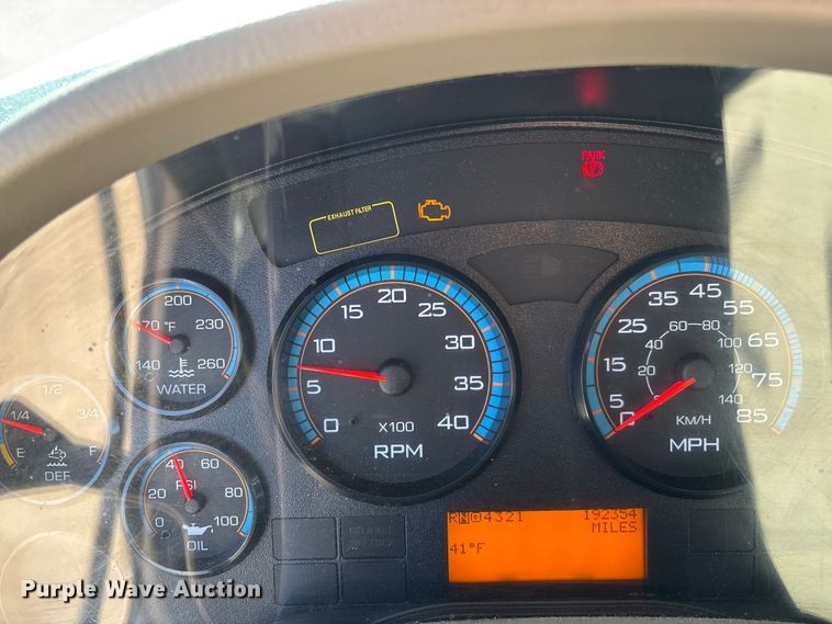 image for item FI1657 2015 International 7500 dump truck