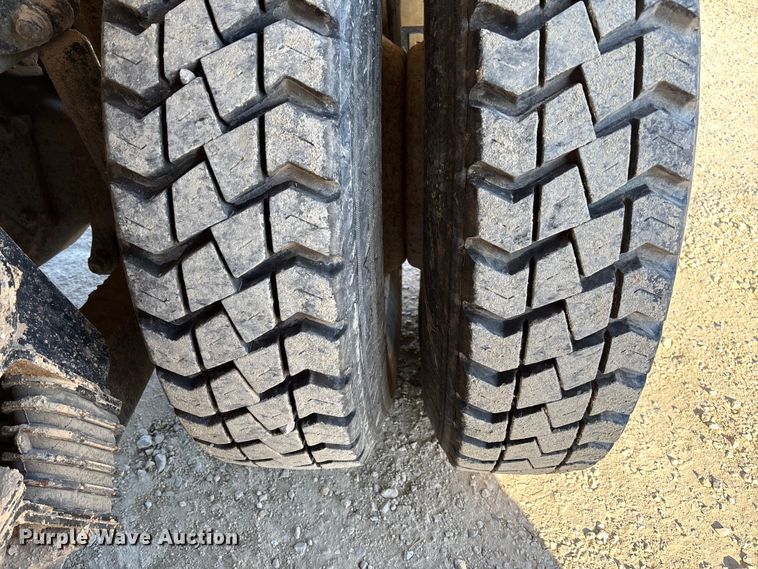 image for item FI1657 2015 International 7500 dump truck