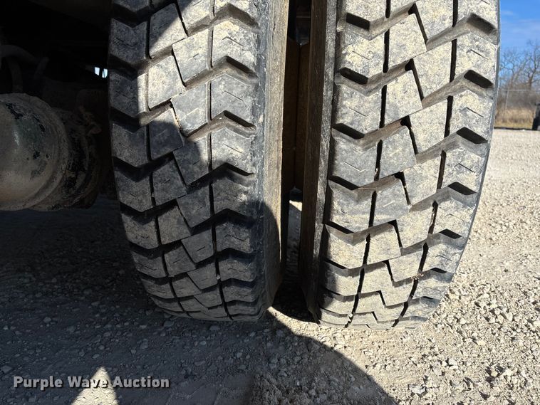 image for item FI1657 2015 International 7500 dump truck