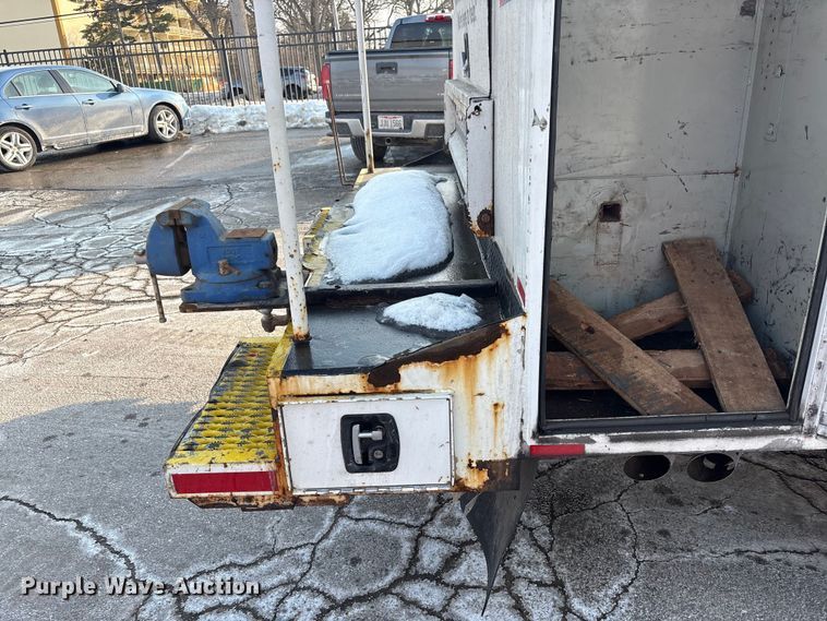 image for item FK1040 2019 Ford F550 Super Duty utility / service truck