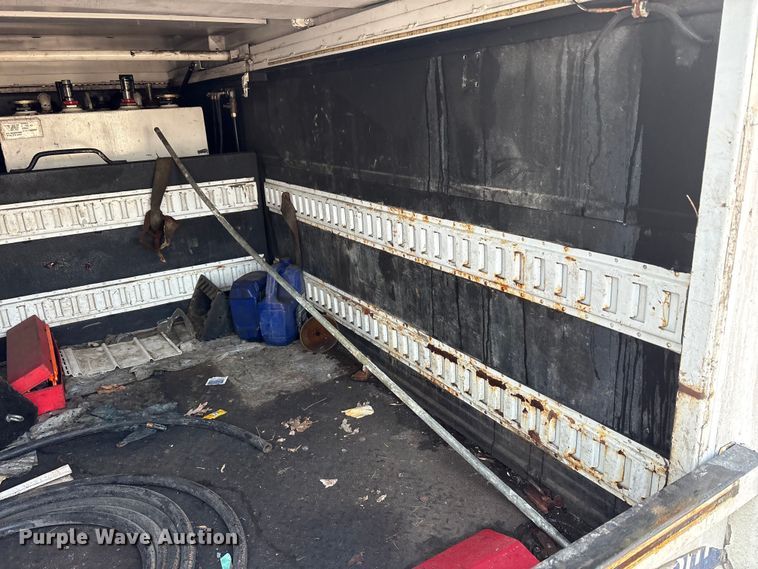 image for item FK1040 2019 Ford F550 Super Duty utility / service truck