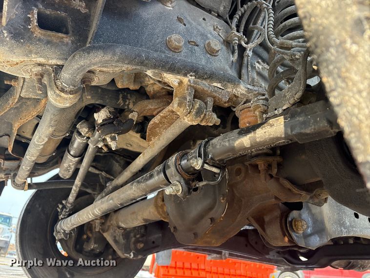 image for item FK1040 2019 Ford F550 Super Duty utility / service truck