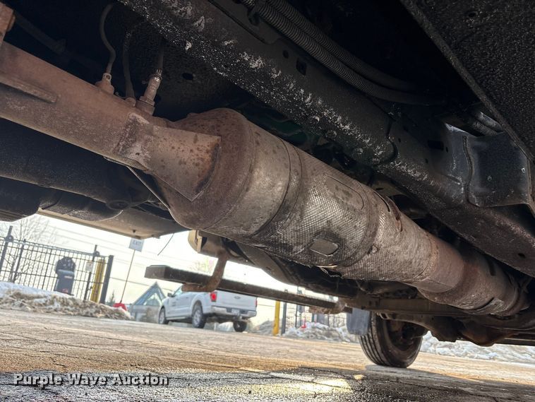 image for item FK1040 2019 Ford F550 Super Duty utility / service truck