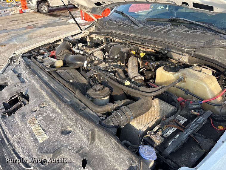 image for item FK1040 2019 Ford F550 Super Duty utility / service truck