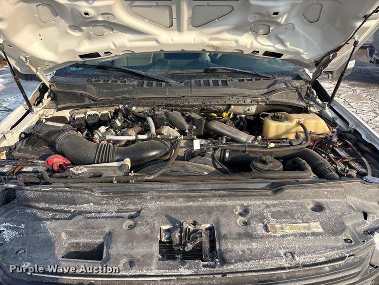 image for item FK1040 2019 Ford F550 Super Duty utility / service truck