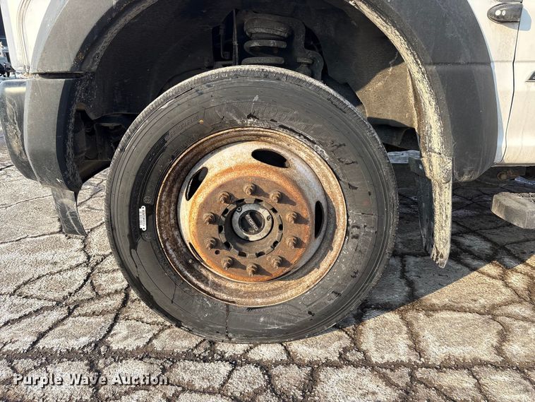 image for item FK1040 2019 Ford F550 Super Duty utility / service truck