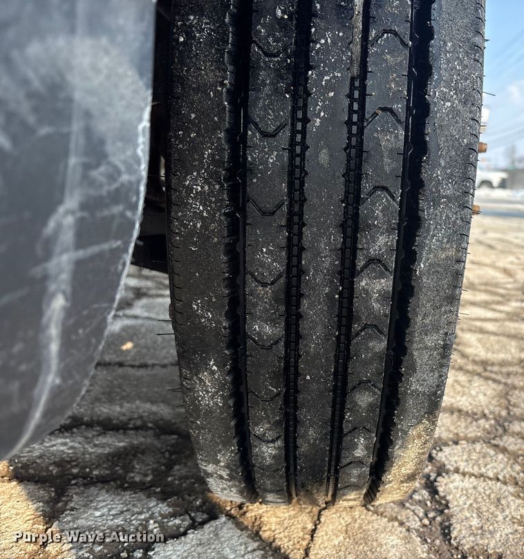 image for item FK1040 2019 Ford F550 Super Duty utility / service truck