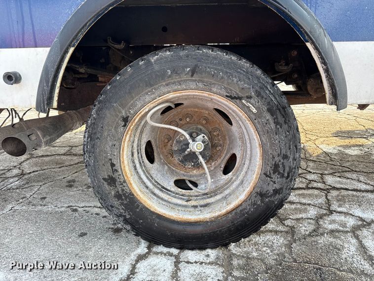 image for item FK1040 2019 Ford F550 Super Duty utility / service truck