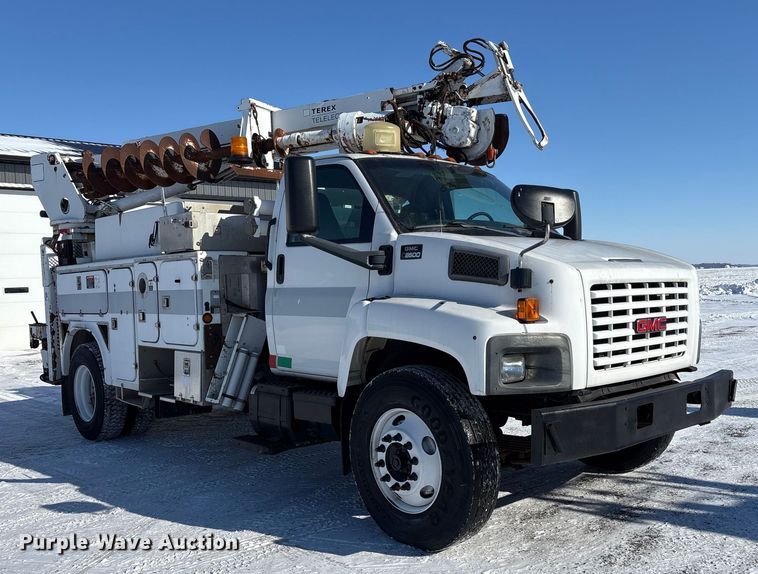 image for item FK1128 2005 GMC C8500 digger derrick truck