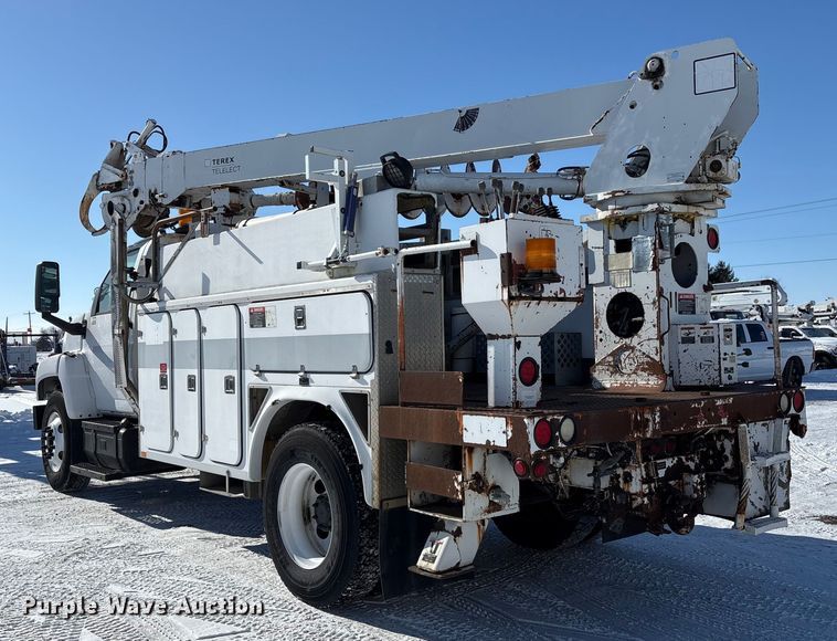 image for item FK1128 2005 GMC C8500 digger derrick truck