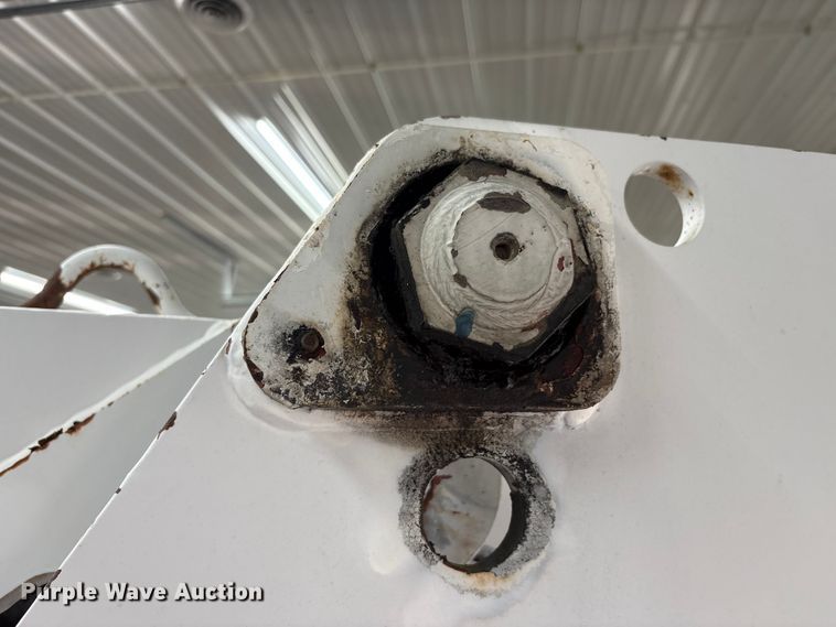 image for item FK1128 2005 GMC C8500 digger derrick truck