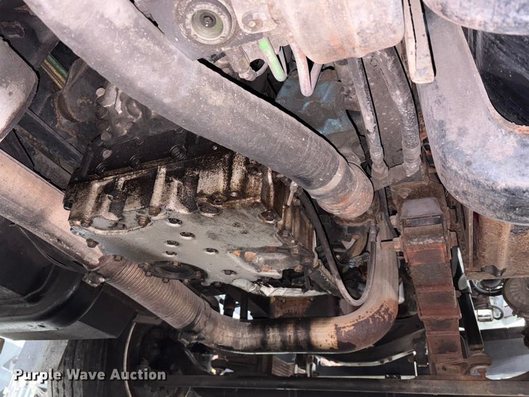 image for item FK1128 2005 GMC C8500 digger derrick truck