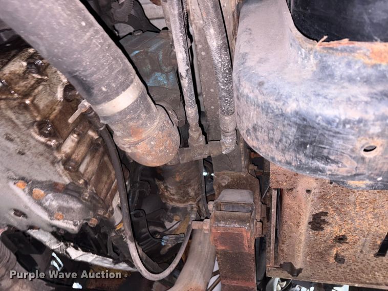 image for item FK1128 2005 GMC C8500 digger derrick truck