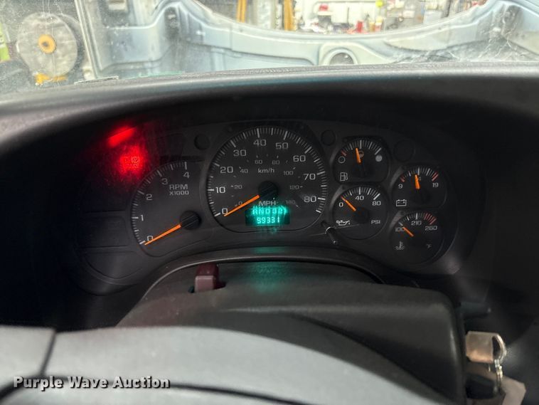 image for item FK1128 2005 GMC C8500 digger derrick truck