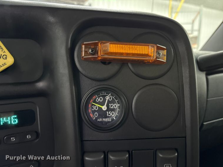 image for item FK1128 2005 GMC C8500 digger derrick truck