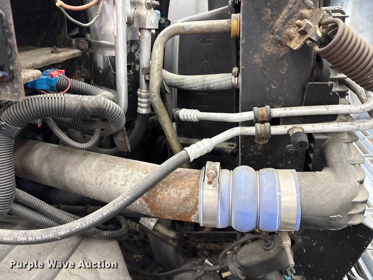 image for item FK1128 2005 GMC C8500 digger derrick truck