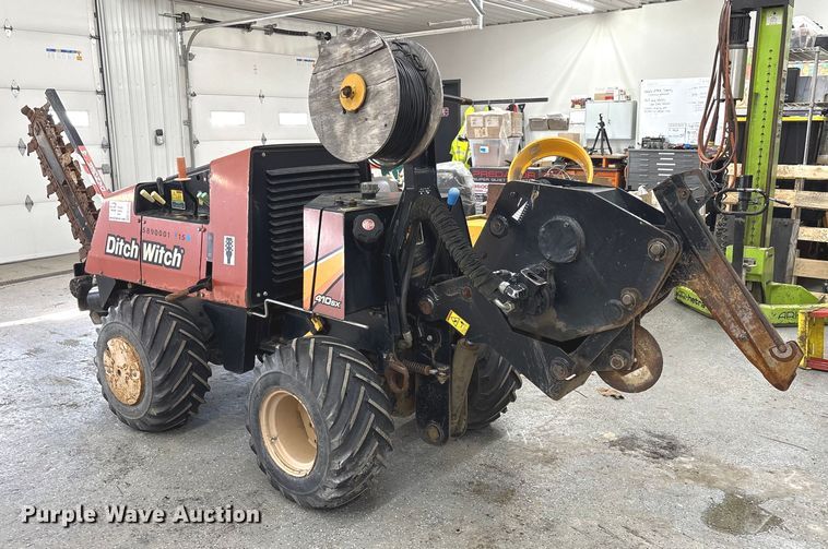 image for item FK1129 2015 Ditch Witch 410SX trencher
