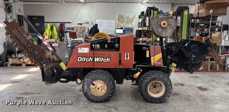 image for item FK1129 2015 Ditch Witch 410SX trencher