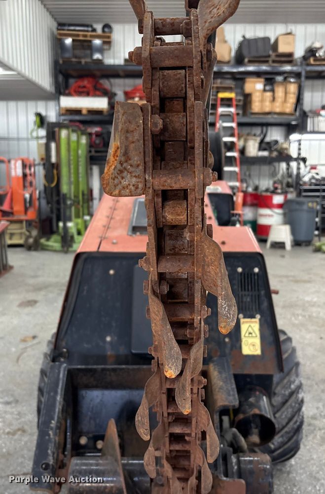 image for item FK1129 2015 Ditch Witch 410SX trencher