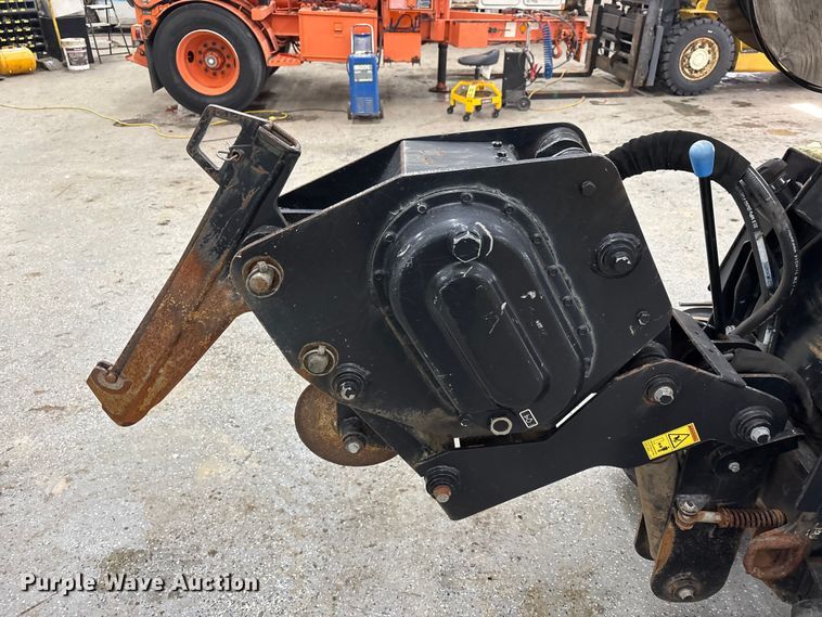 image for item FK1129 2015 Ditch Witch 410SX trencher