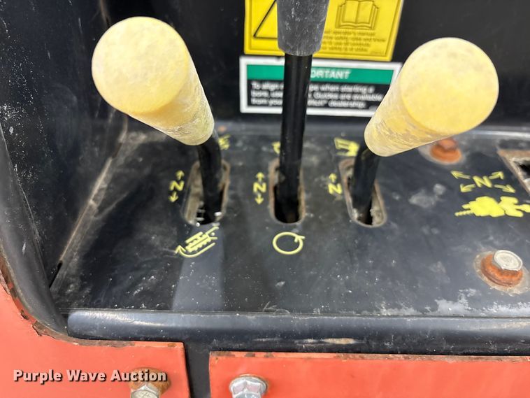 image for item FK1129 2015 Ditch Witch 410SX trencher