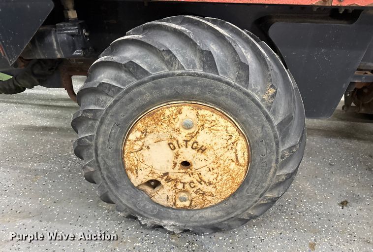 image for item FK1129 2015 Ditch Witch 410SX trencher