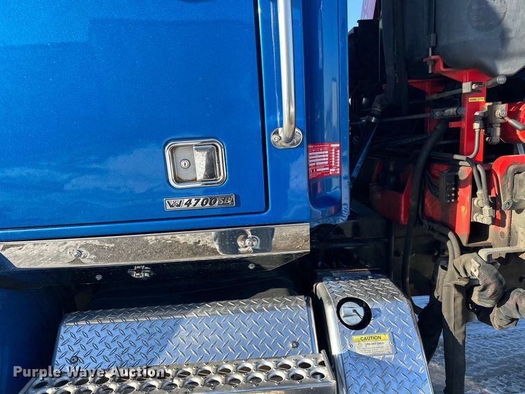 image for item FK1601 2018 Western Star 4700 crane truck