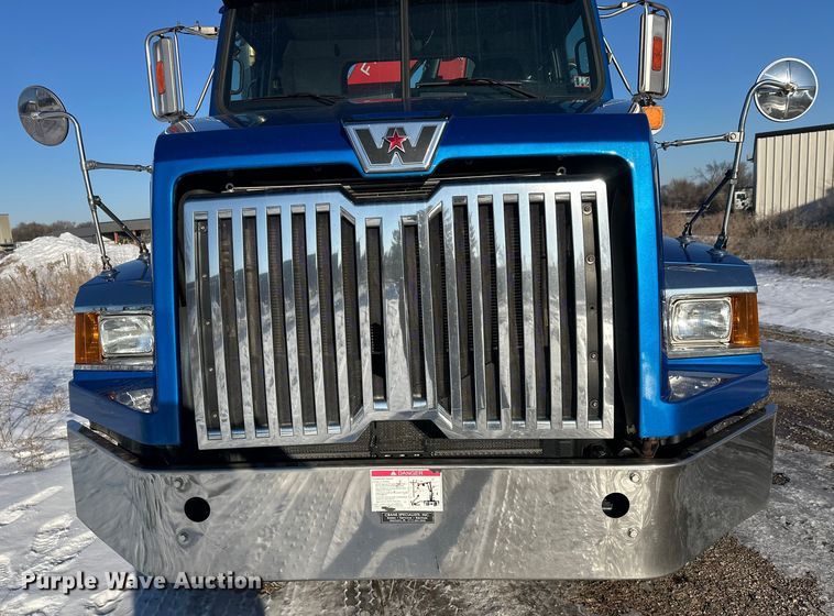 image for item FK1601 2018 Western Star 4700 crane truck