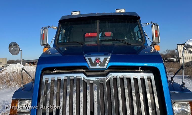 image for item FK1601 2018 Western Star 4700 crane truck