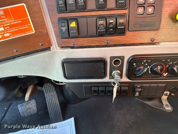 image for item FK1601 2018 Western Star 4700 crane truck