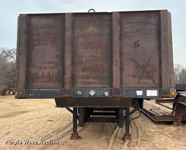 image for item FK2529 1986 Aztec drop deck equipment trailer